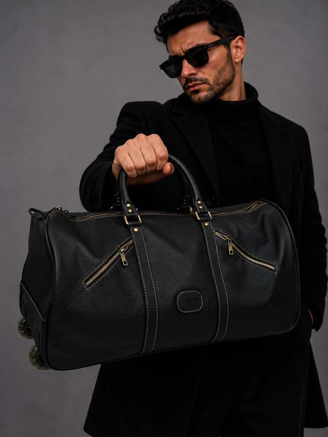 Siyah Büyük Boy Seyahat Çantası – Tekerlekli Şık Travel Bag