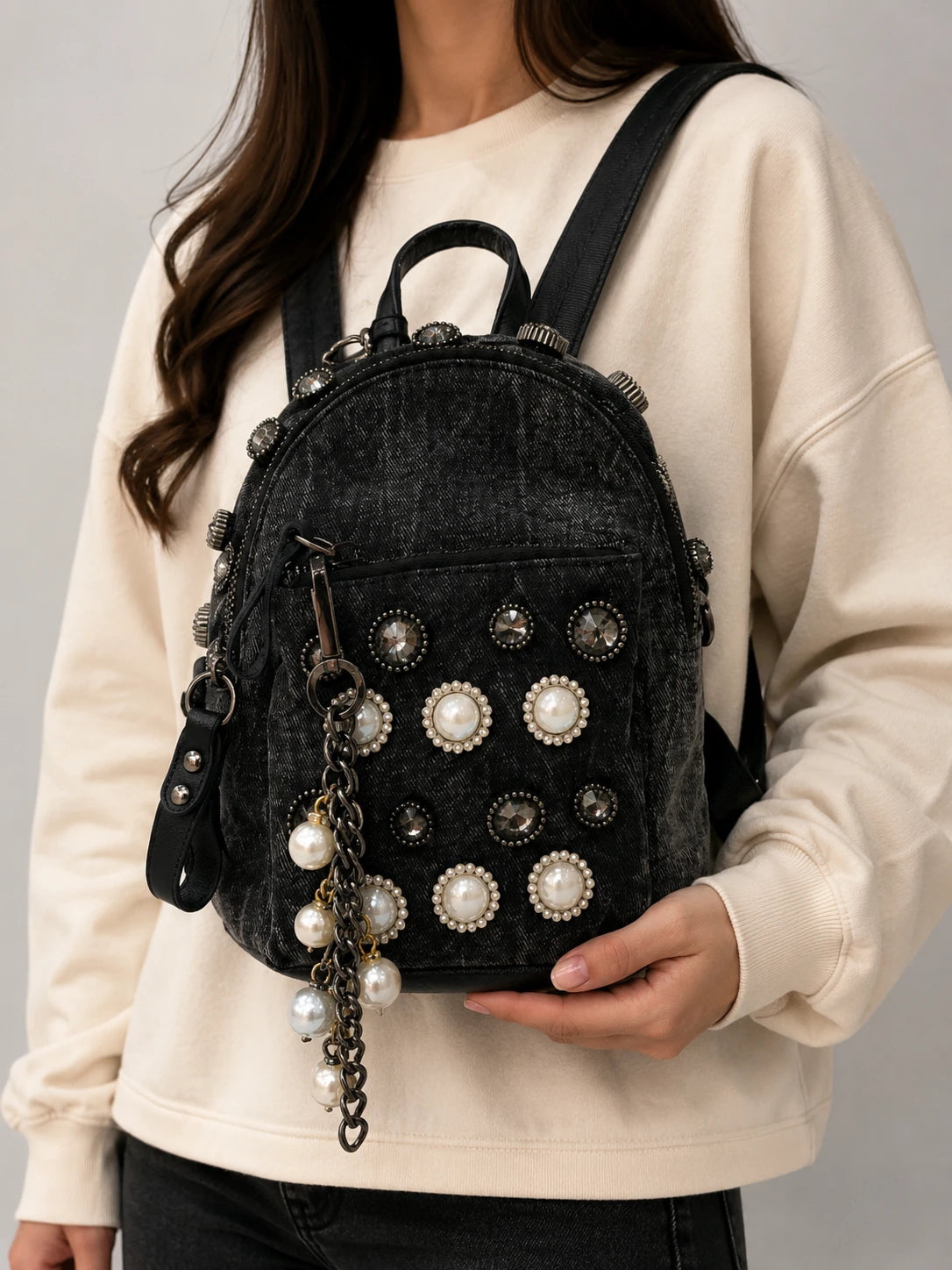 Taş ve İnci Detaylı Mini Denim Kadın Sırt Çantası – Siyah Vintage Backpack